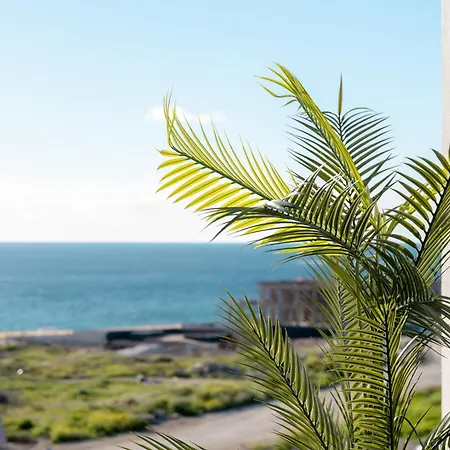 Hiddengems Residences 202 - The Lxr Penthouse - Pool & Beach Steps Paphos Exterior photo