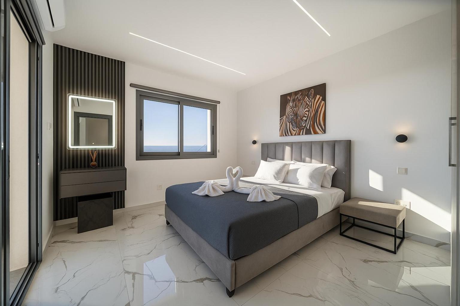 Hiddengems Residences 202 - The Lxr Penthouse - Pool & Steps Апартаменты Пафос