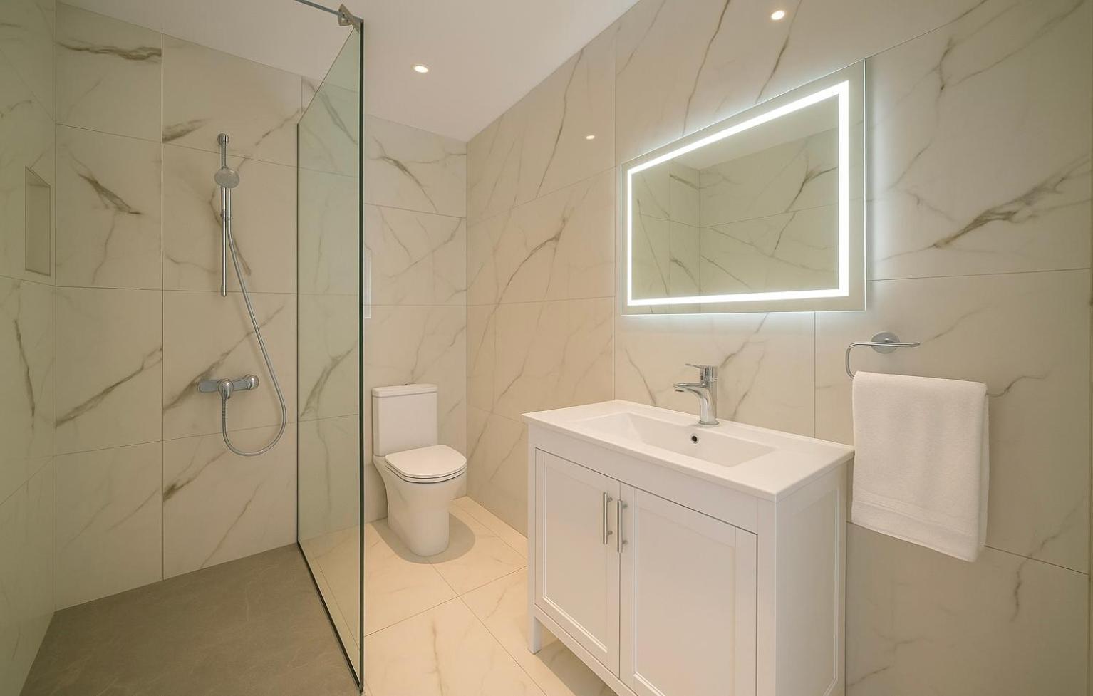 Hiddengems Residences 202 - The Lxr Penthouse - Pool & Steps Пафос